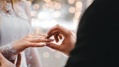 الحلم بالزواج من شخص معروف: مشاعر خفية أم ارتباط قريب؟ 5 images 19 2